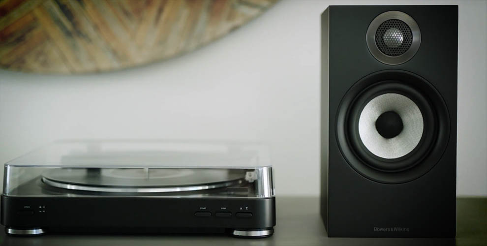 Best Bookshelf Speakers [2020] • CyberPunkist